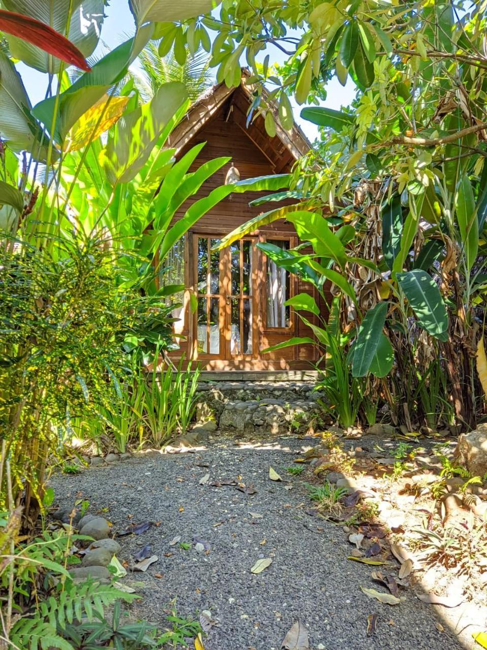 Coconut Tree Cottages Batukaras Esterno foto